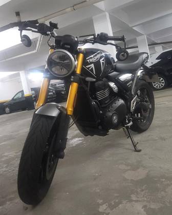 TRIUMPH SPEED 400 